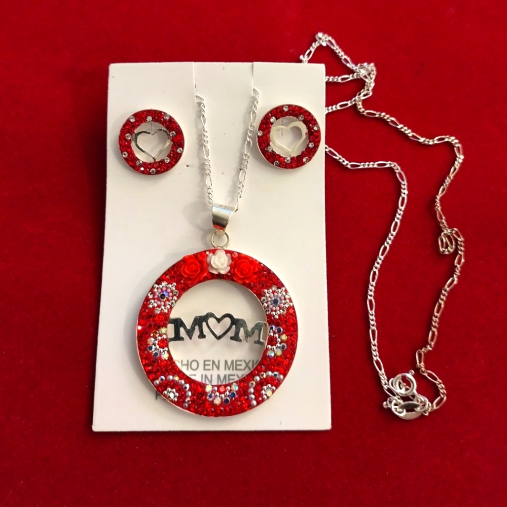 Pendant and Earrings Silver.925